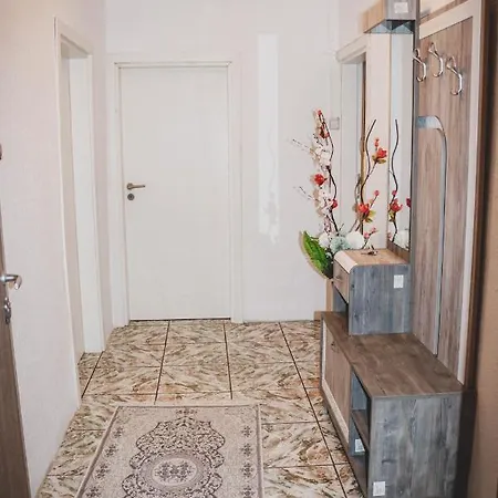 3 Rooms, Loft Apartment, Located Right In Center!!! Lejlighed *